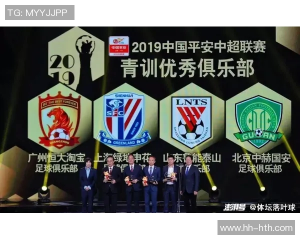 中国足球跳水球星榜单揭晓 聚焦未来竞技新星与辉煌成就